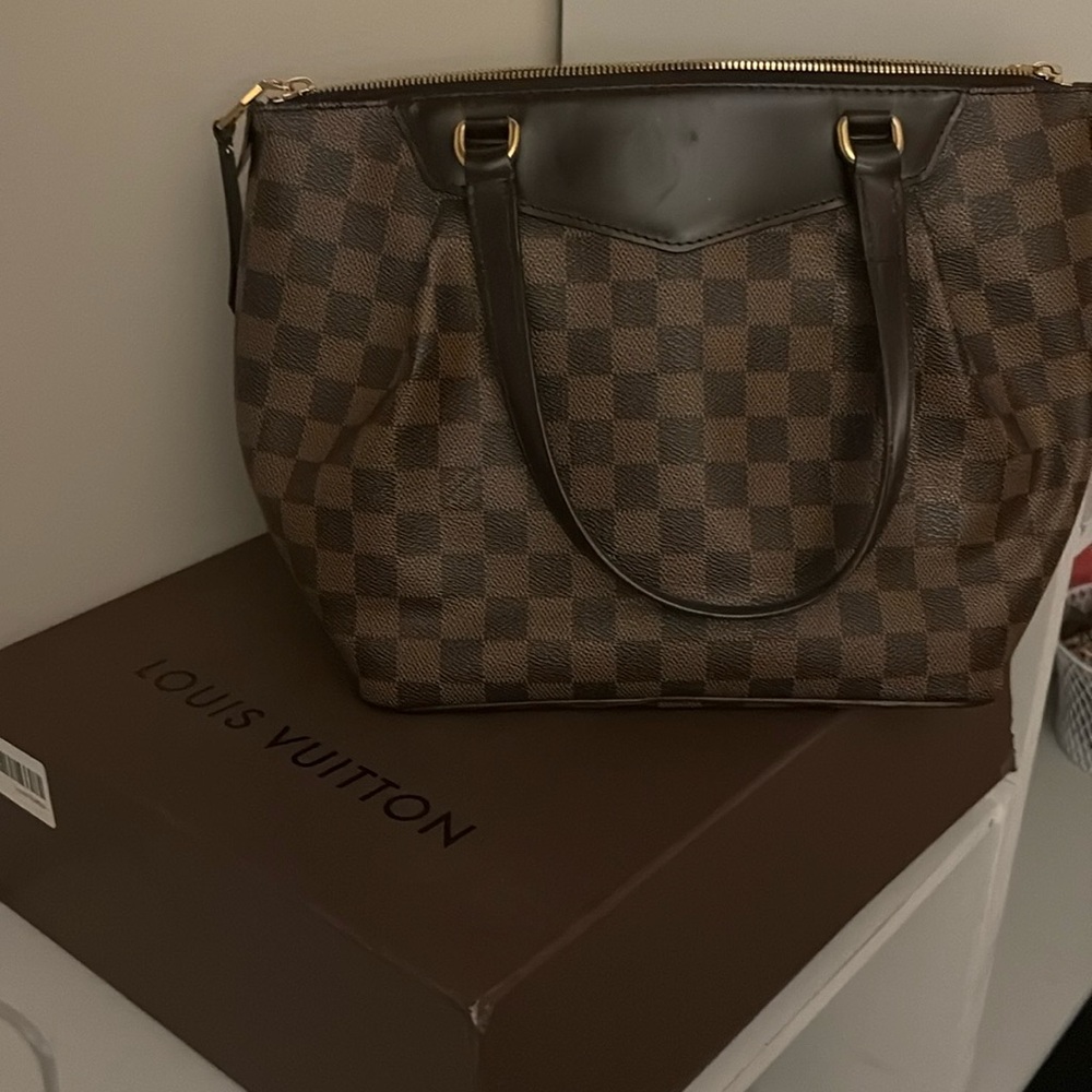LV Damier Bag
